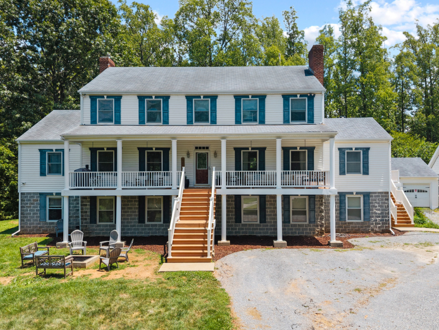 real estate auction (873 x 656 px) (1)